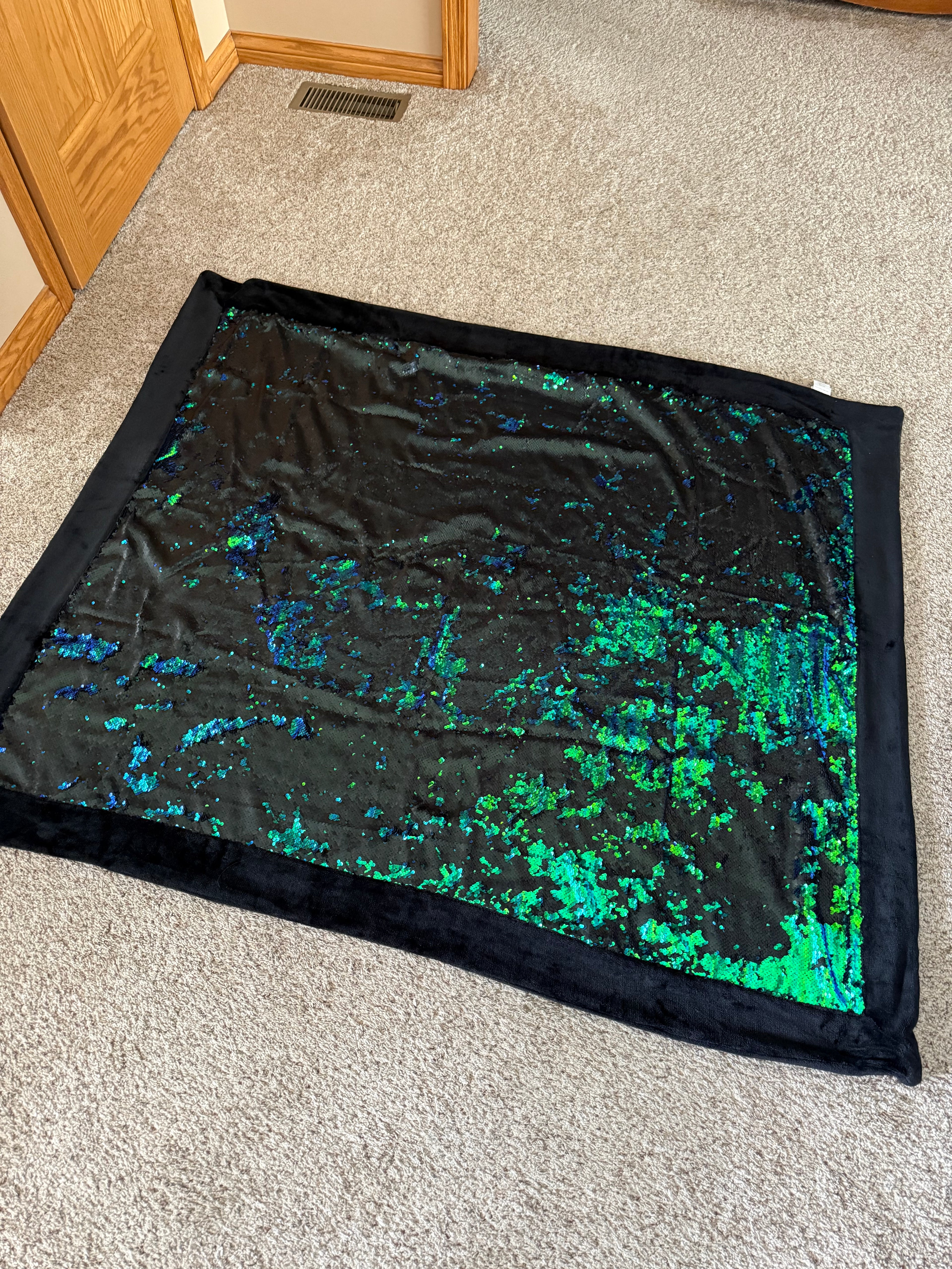 Reversible Sequin Sparkle Throw Blanket – Green, Blue & Black | Final Sale – No Returns