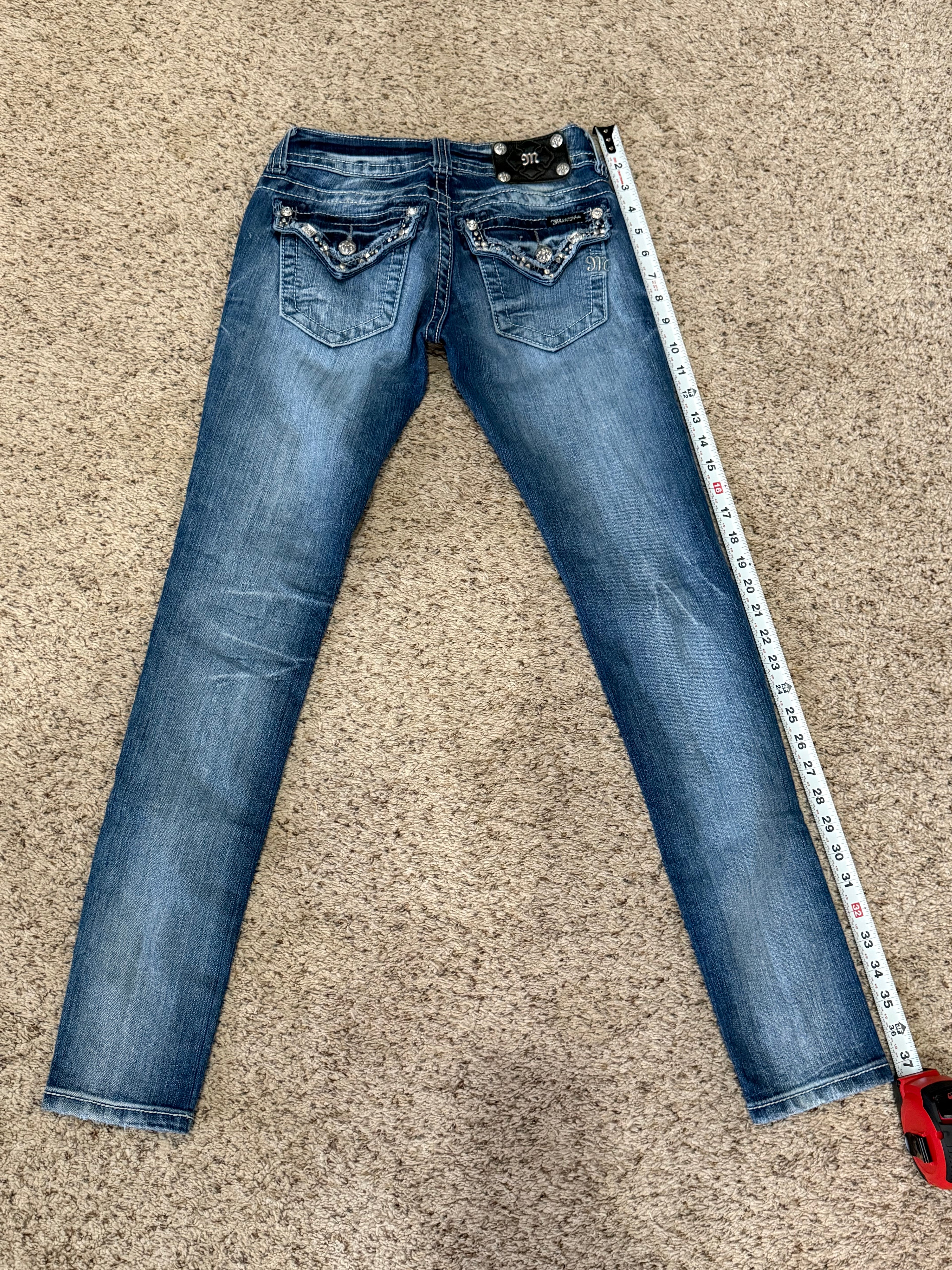 Miss Me Embellished Skinny Jeans – Size 25 (JP57555) | Final Sale – No Returns