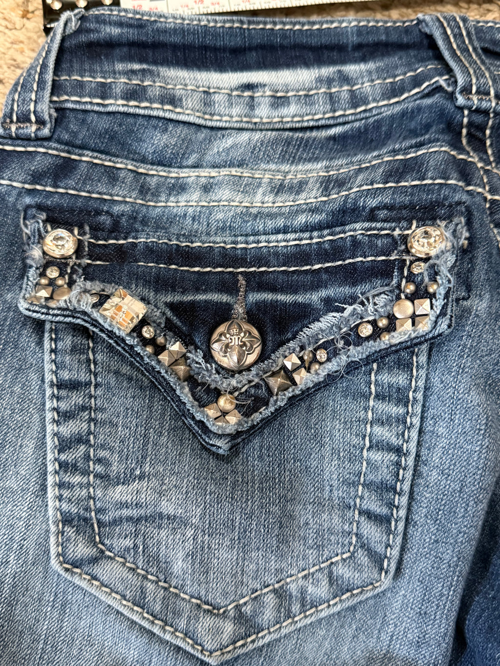 Miss Me Embellished Skinny Jeans – Size 25 (JP57555) | Final Sale – No Returns