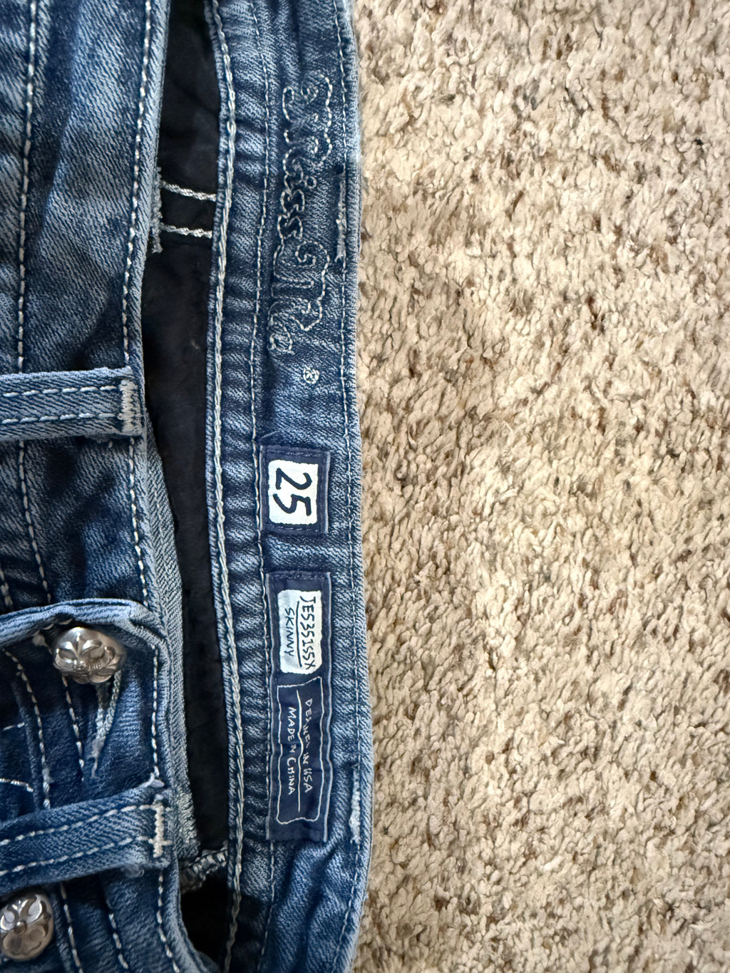 Miss Me Embellished Skinny Jeans – Size 25 (JE5351SSX) | Final Sale – No Returns